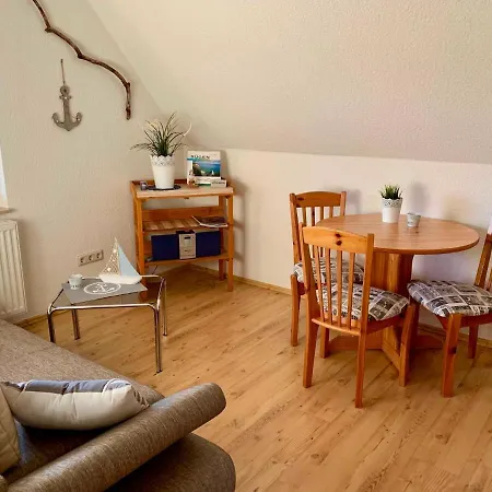 Apartament Land Am Teich- Reet Gedeckt - Ostseenah - Bei Binz