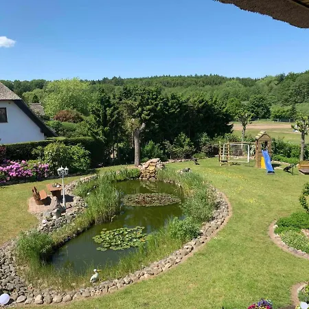 Apartament Land Am Teich- Reet Gedeckt - Ostseenah - Bei Binz