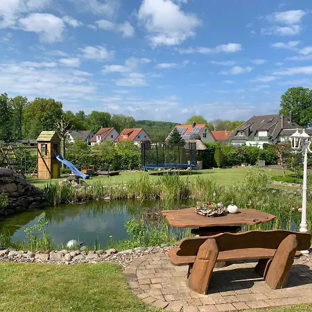 Apartament Land Am Teich- Reet Gedeckt - Ostseenah - Bei Binz
